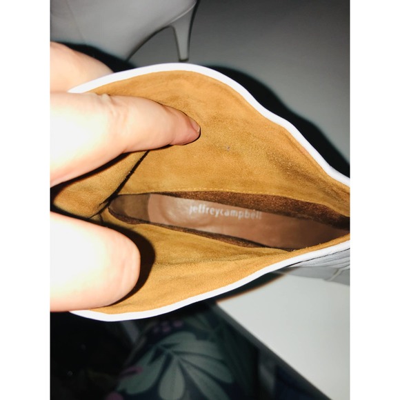 Jeffery Campbell rare white asymmetrical booties - Picture 6 of 7